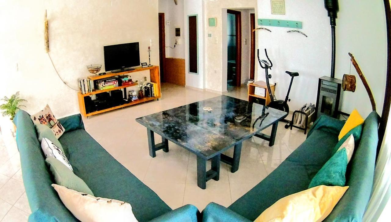 Philoanesi Apartment Neokesaria Luaran gambar